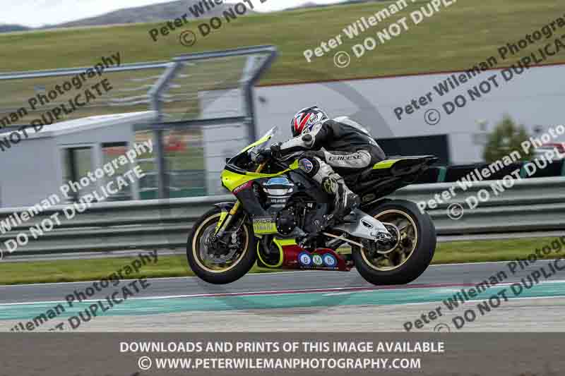 cadwell no limits trackday;cadwell park;cadwell park photographs;cadwell trackday photographs;enduro digital images;event digital images;eventdigitalimages;navarra;no limits trackdays;peter wileman photography;racing digital images;trackday digital images;trackday photos